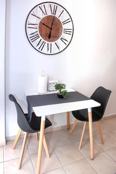 Stylish Apartment Thessaloniki Exterior photo